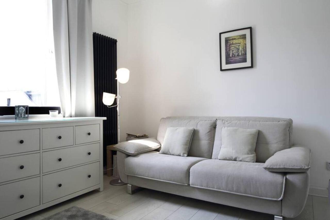 Beautiful Scandi-Inspired One Bed In Stockbridge Edimburgo Esterno foto