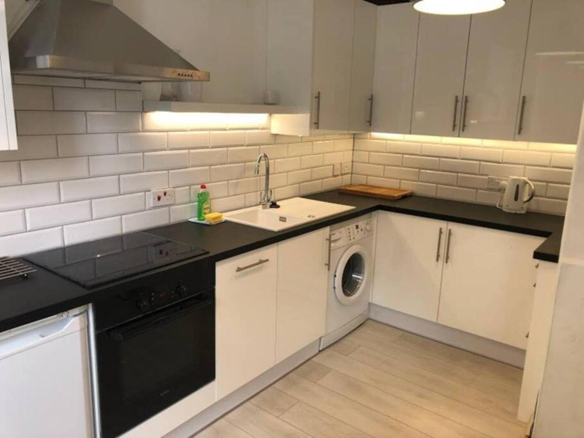 Beautiful Scandi-Inspired One Bed In Stockbridge Edimburgo Esterno foto